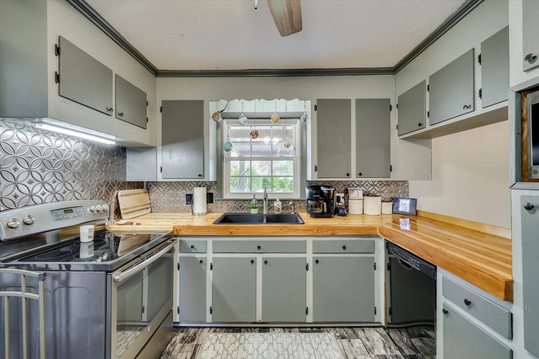 112 Crestview Drive North Augusta, SC 29841 - Photo 13 of 41 13-113