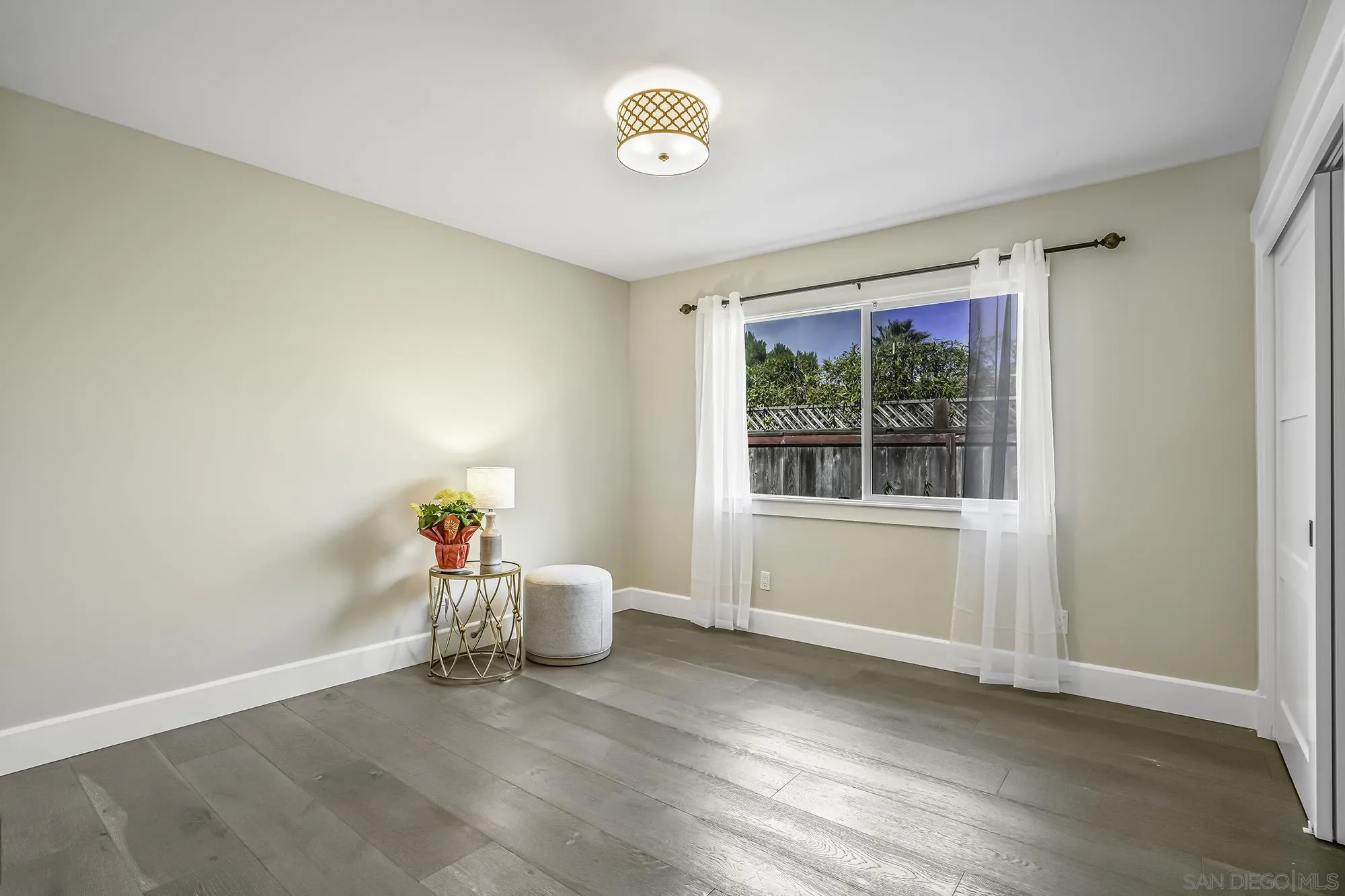 2826 Palomino Circle La Jolla, CA 92037 - Photo 17 of 34 a living room with a window
