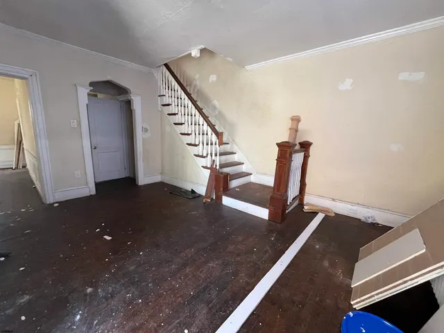 a view of a hallway with windows