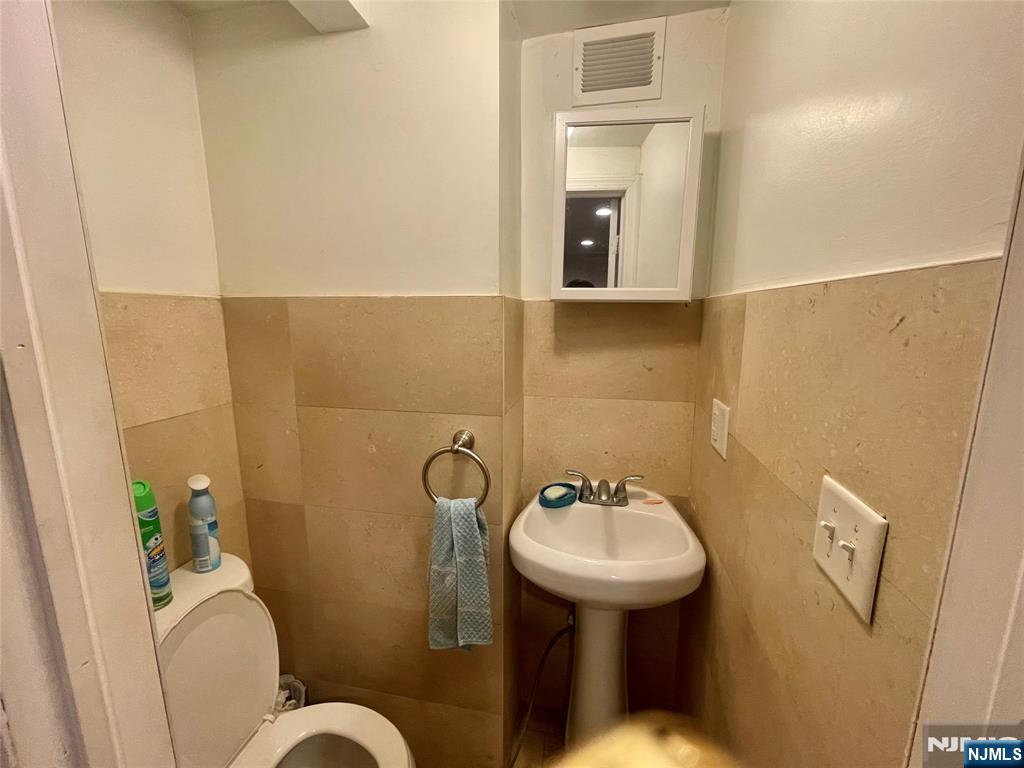 69 Feronia Way, Unit A Rutherford, NJ 07070 - Photo 7 of 15