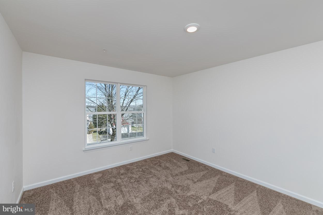 801 Seneca Park Road Baltimore, MD 21220 - Photo 11 of 15 Bedroom