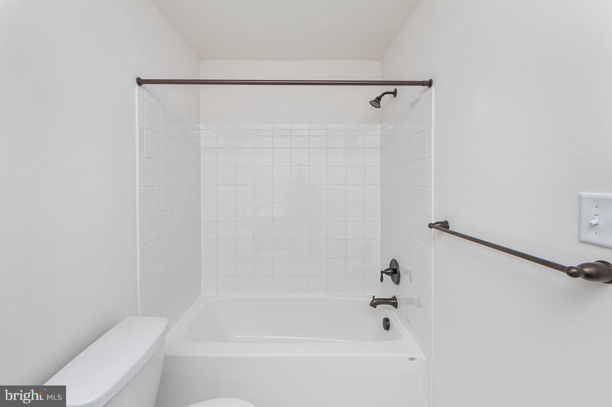 801 Seneca Park Road Baltimore, MD 21220 - Photo 15 of 15 Bath