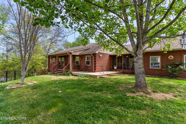 $695,000 | 615 Harold Drive, Maryville, TN 37803