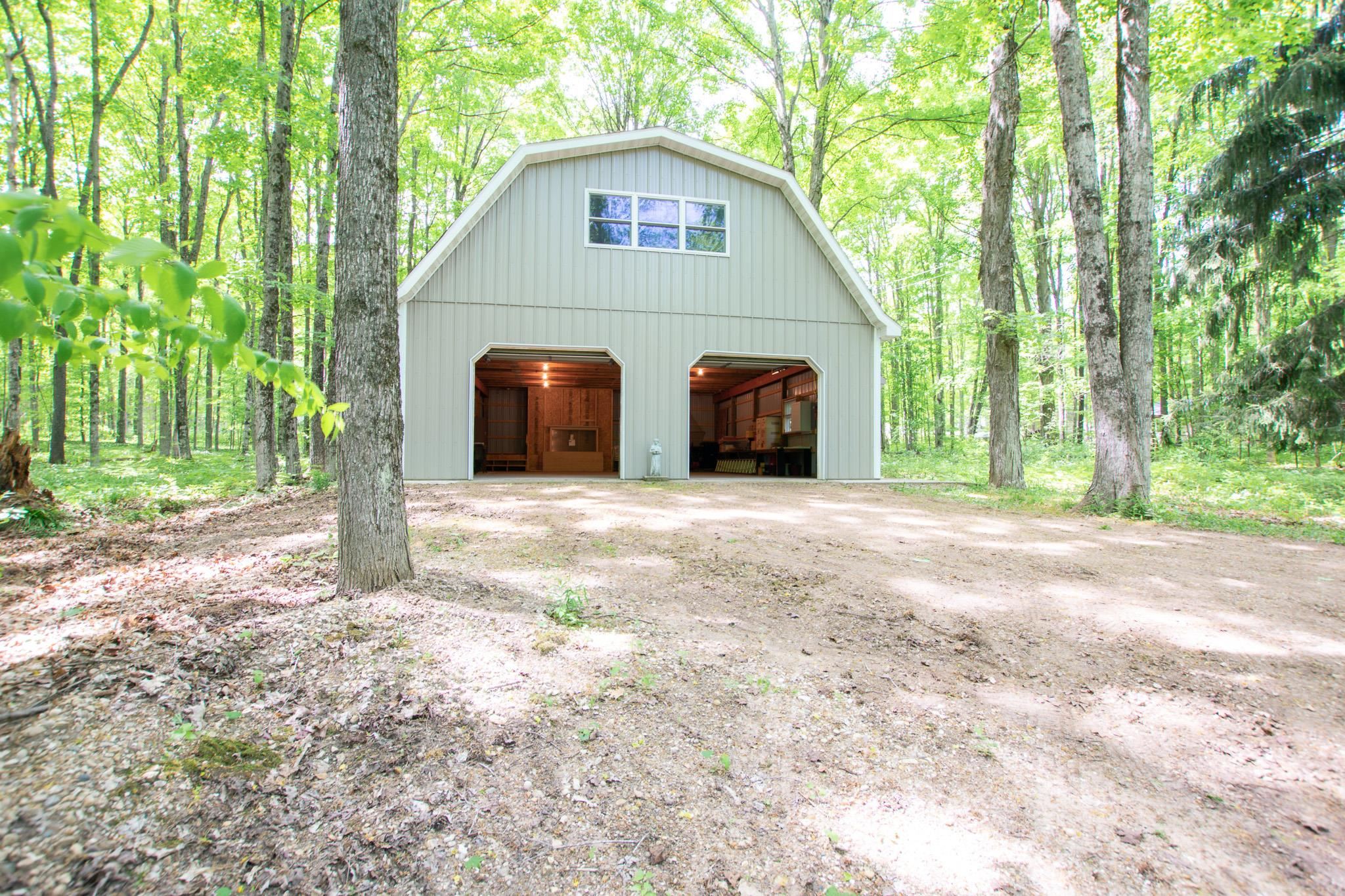 1250 River Road Beulah, MI 49617 - Photo 44 of 56 1911443-43.JPG