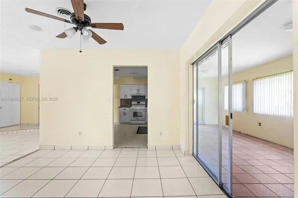 a view of empty room