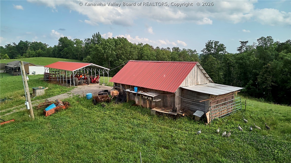 1312 Manilla Rdg Road Leon, WV 25123 - Photo 29 of 47 Barn