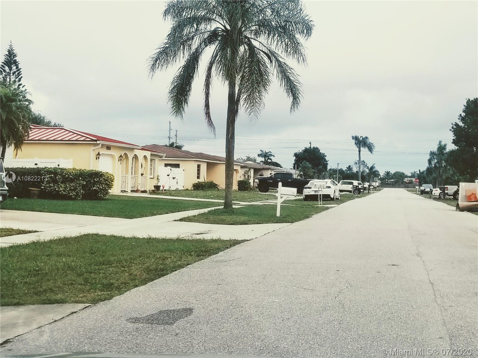 11137 Landsman Street Boca Raton, FL 33428 - Photo 2 of 19