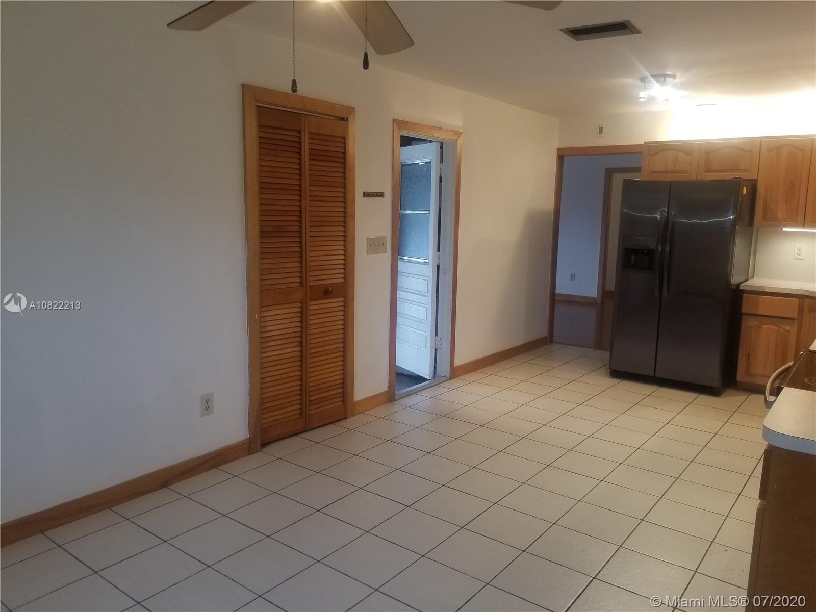 11137 Landsman Street Boca Raton, FL 33428 - Photo 5 of 19