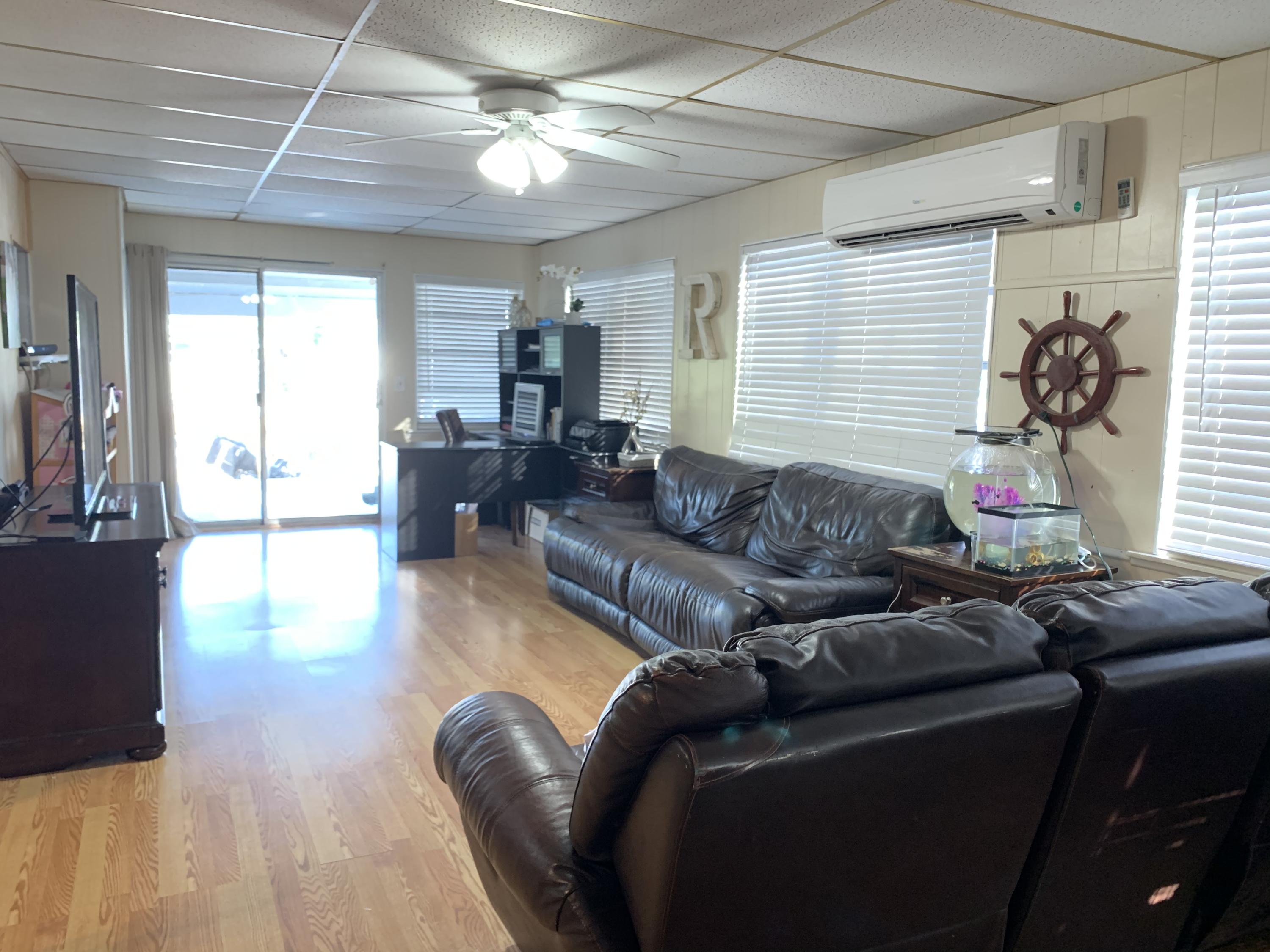 230 Lower Matecumbe Road Key Largo, FL 33037 - Photo 5 of 9 3F613C52-97B1-49C4-9C3B-BC1F69F9B0AD