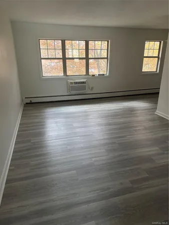 $134,900 | 603 Barclay Manor, Unit 6C, Newburgh, NY 12550