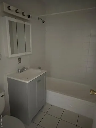 $134,900 | 603 Barclay Manor, Unit 6C, Newburgh, NY 12550