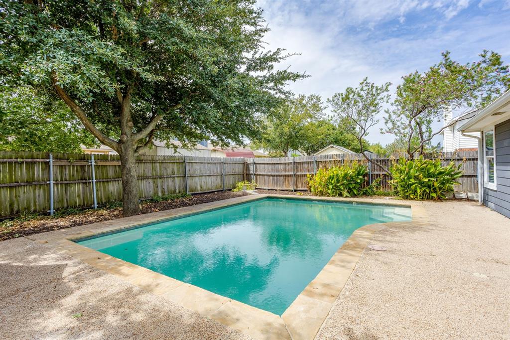 9825 Stoney Bridge Road Fort Worth, TX 76108 - Photo 34 of 40 Newly resurfaced & ready to enjoy!