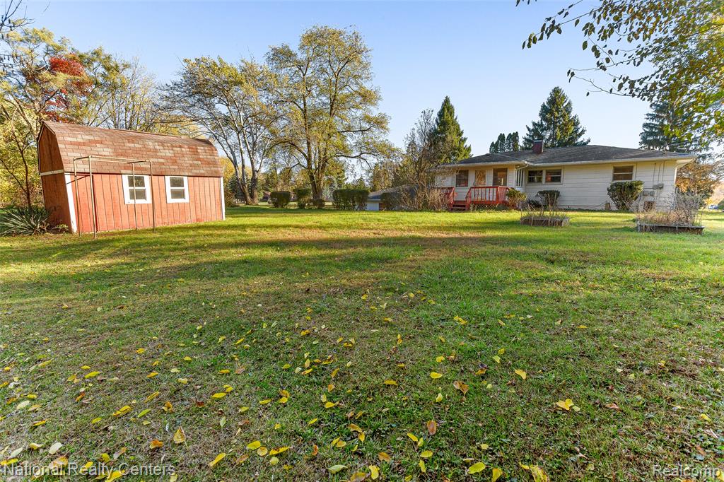 11655 Shorecrest South Lyon, MI 48178 - Photo 39 of 51 Gallery Image 39