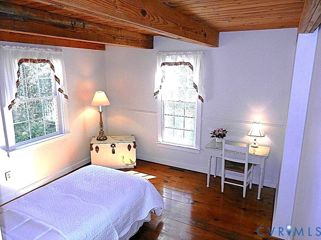 250 Walnut Road Kilmarnock, VA 22482 - Photo 21 of 31 Bedroom2 - 1st Floor