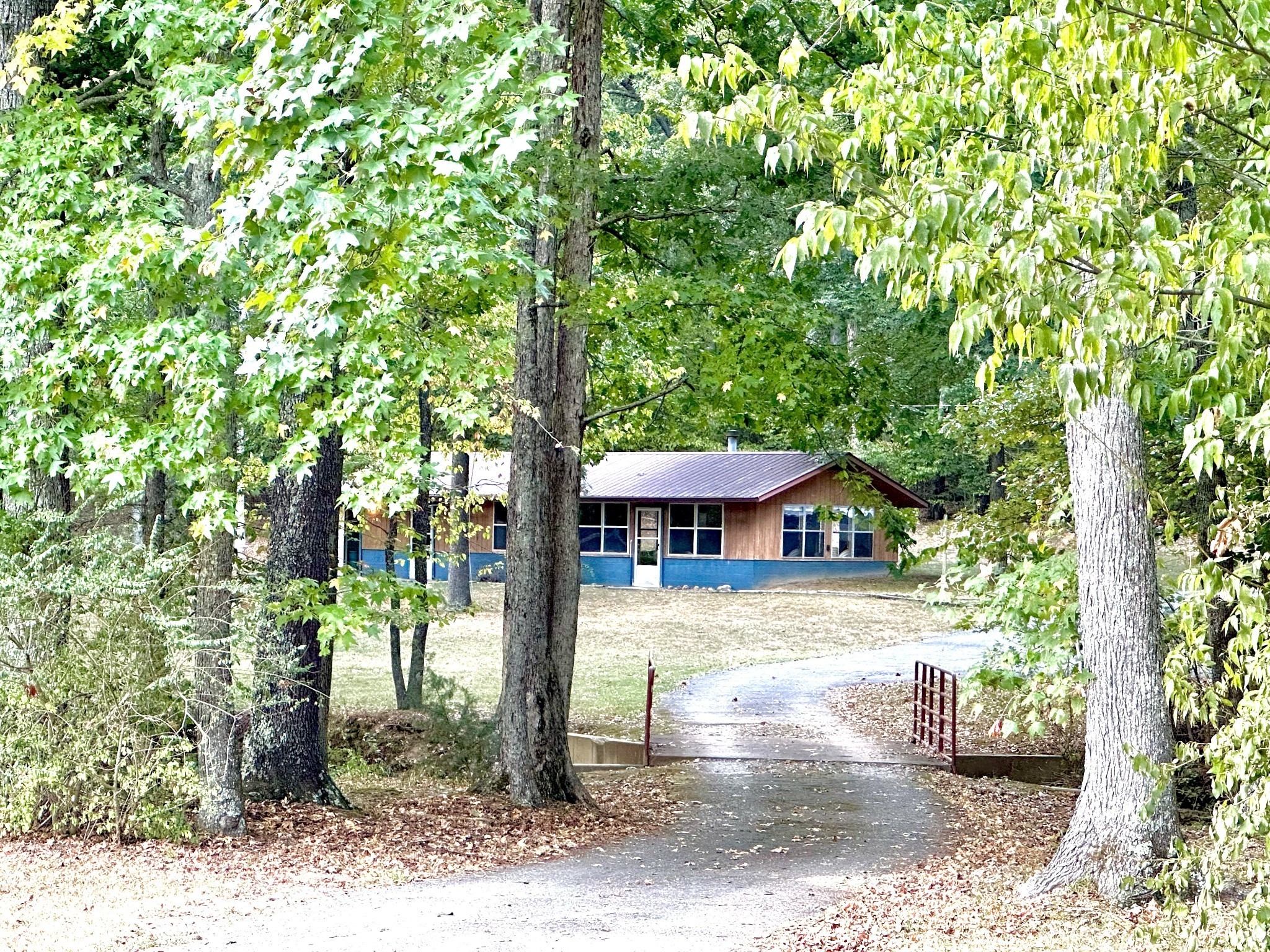 367 Lake View Circle Tennessee Ridge, TN 37178 - Photo 3 of 17 Gallery Image 3