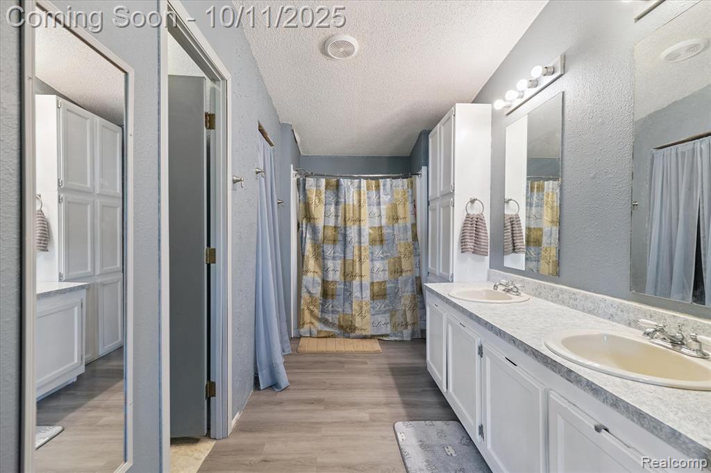 8168 Morrish Road Swartz Creek, MI 48473 - Photo 22 of 42