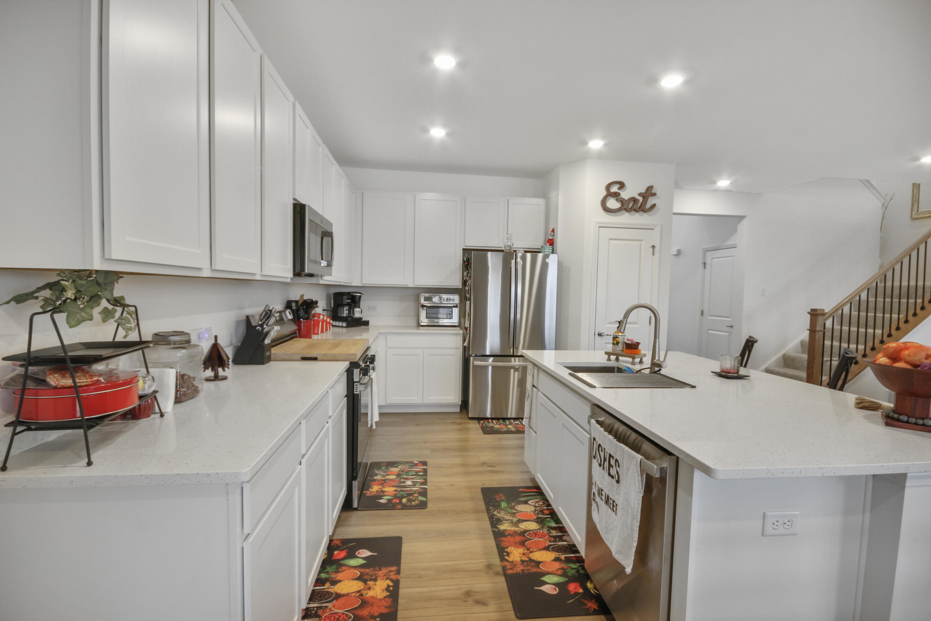 8528 Redmond Street Lowell, IN 46356 - Photo 5 of 25 3000x2000