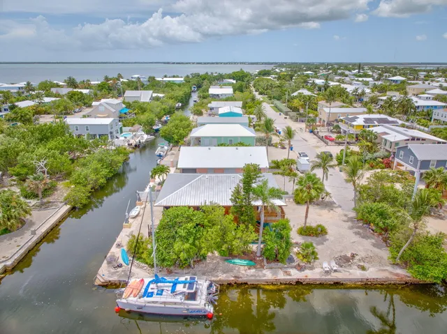 $999,000 | 22954 Buccaneer Lane, Cudjoe, FL 33042