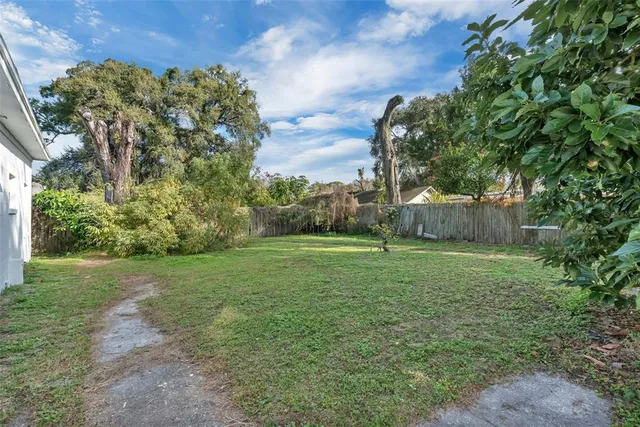 $1,900 | 833 Pinedale Avenue, Orlando, FL 32808