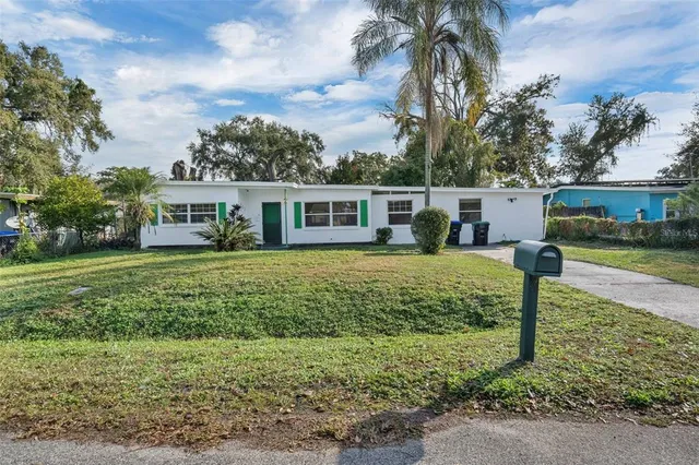 $1,900 | 833 Pinedale Avenue, Orlando, FL 32808