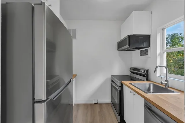 $1,900 | 833 Pinedale Avenue, Orlando, FL 32808