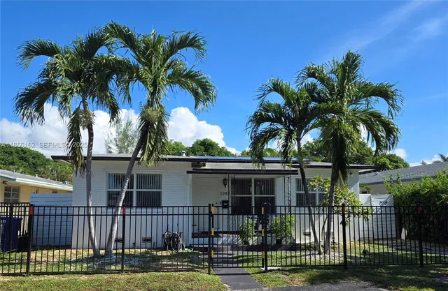 $3,800 | Highland Garden, Hollywood, FL 33020