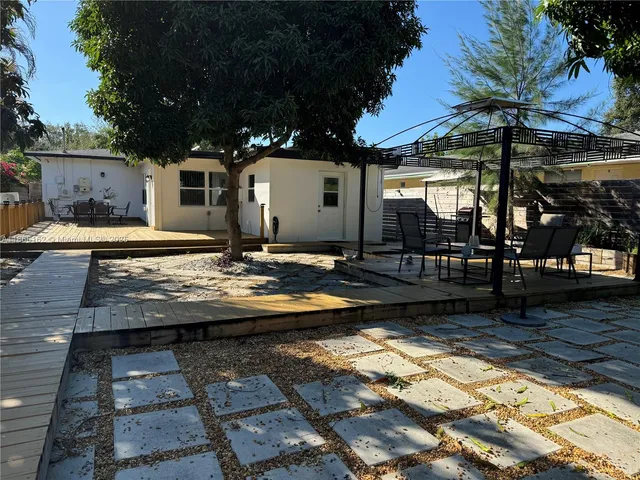 $3,800 | Highland Garden, Hollywood, FL 33020