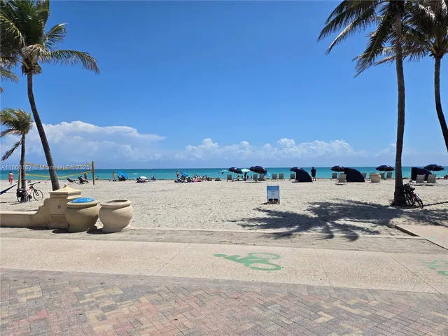 $3,800 | Highland Garden, Hollywood, FL 33020