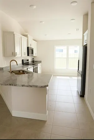 $2,300 | 1168 Citrus Landings Boulevard, Davenport, FL 33837