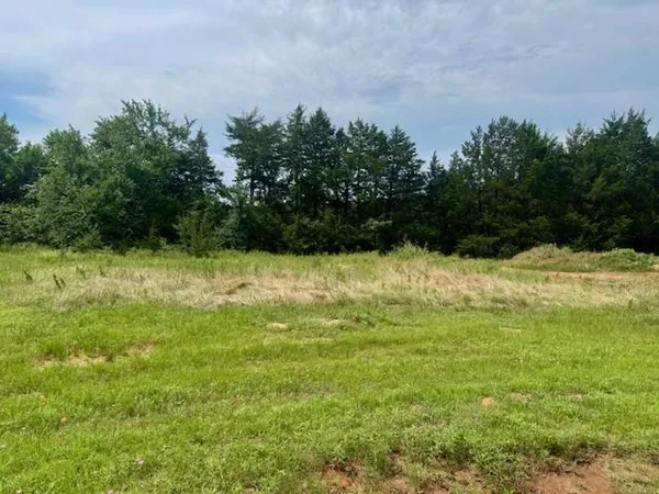 $39,900 | 37 Red Bird Lane, Colbert, OK 74733