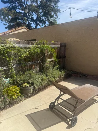 $4,250 | 6088 Jacaranda Way, Unit C, Carpinteria, CA 93013