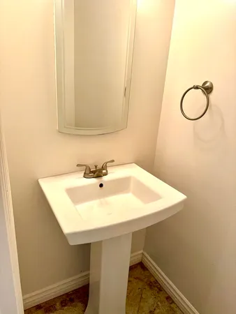 $4,250 | 6088 Jacaranda Way, Unit C, Carpinteria, CA 93013