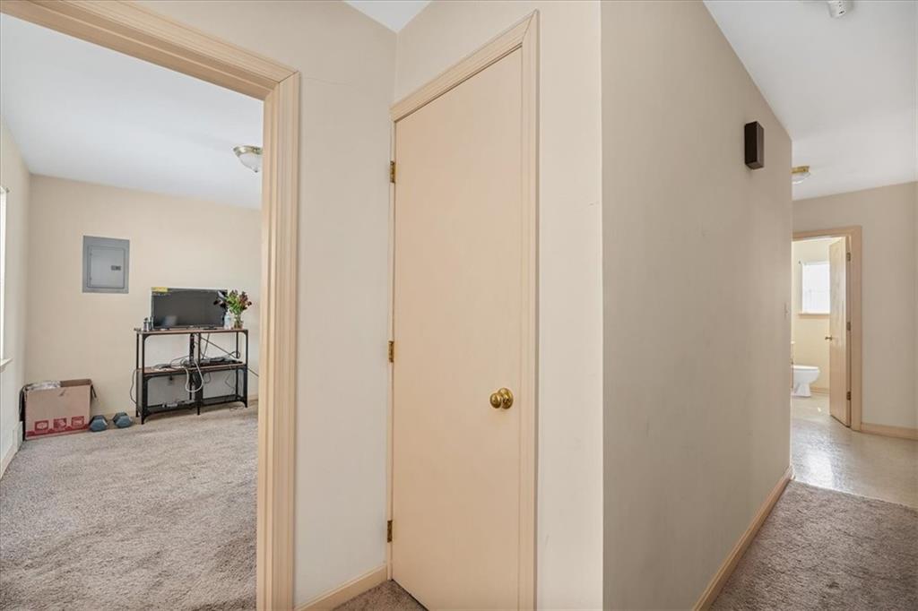 459 Webster Street Rochester, PA 15074 - Photo 6 of 24