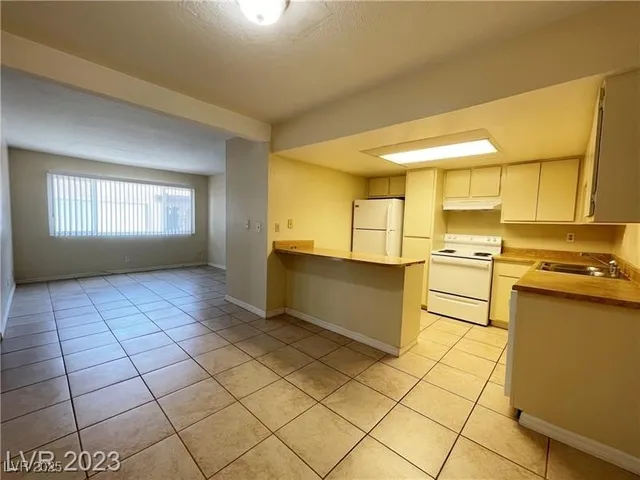 $675,000 | 5305 West Cheyenne Avenue, Las Vegas, NV 89108