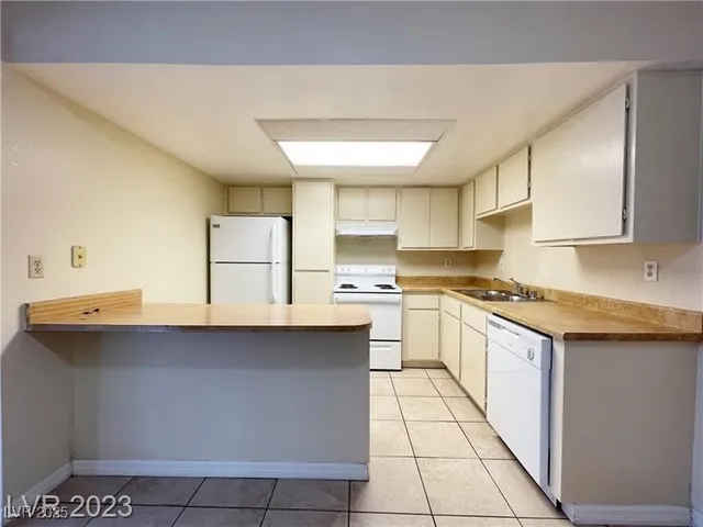 $675,000 | 5305 West Cheyenne Avenue, Las Vegas, NV 89108