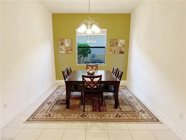 $3,900 | 1366 Serrano Circle, Naples, FL 34105
