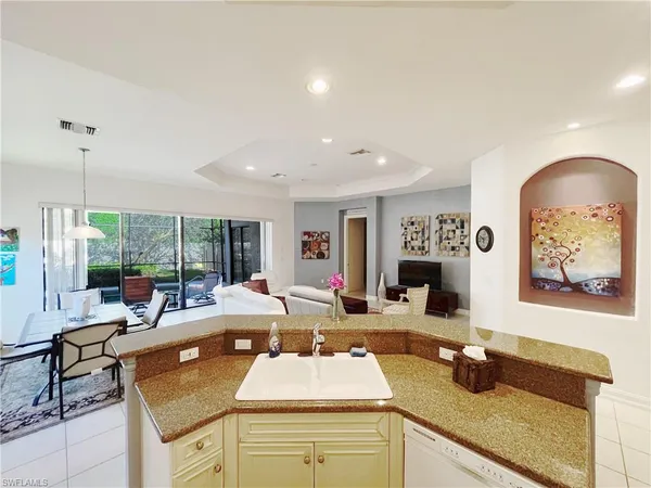 $3,900 | 1366 Serrano Circle, Naples, FL 34105