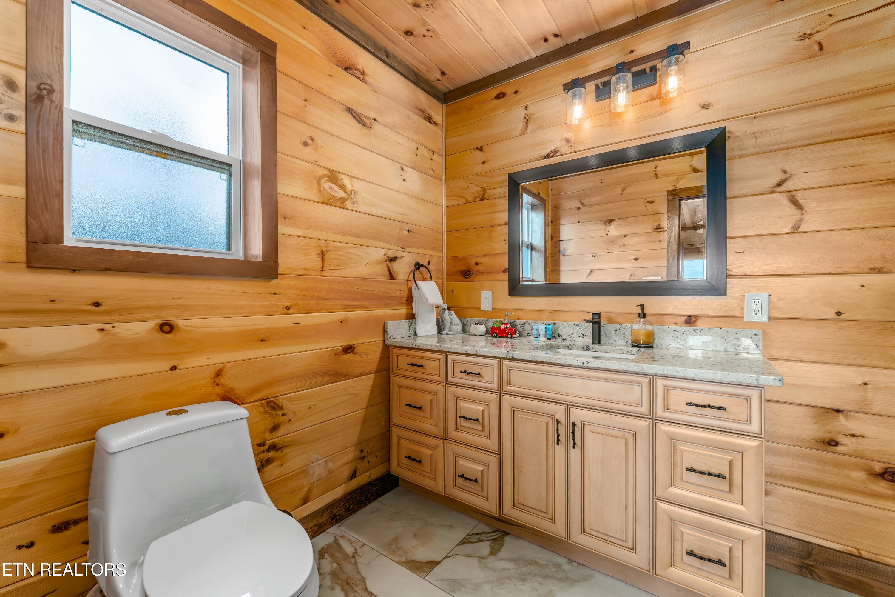 2028 Smoky Cove Road Sevierville, TN 37876 - Photo 21 of 40 _DSC7748-Edit-Edit