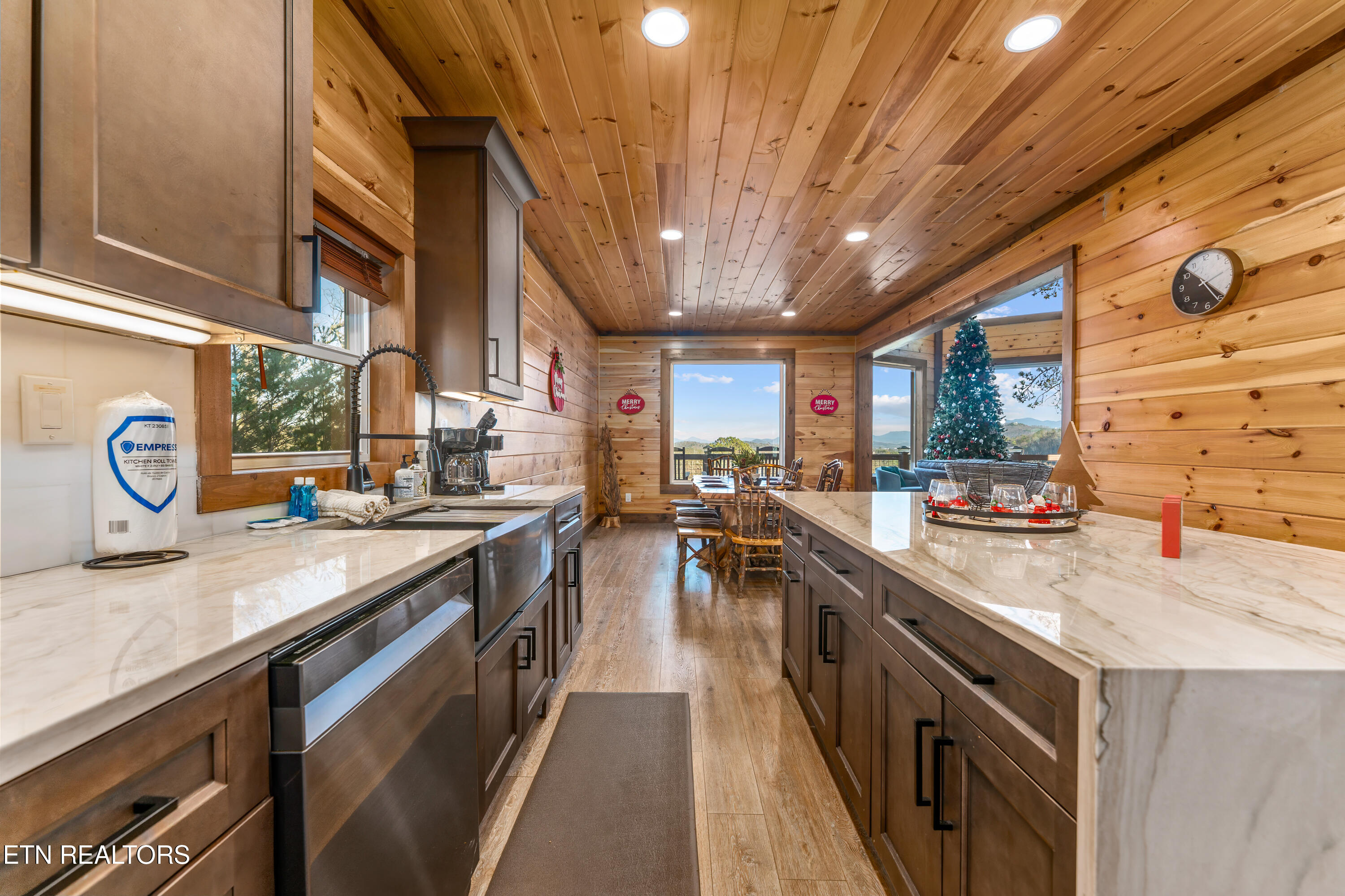 2028 Smoky Cove Road Sevierville, TN 37876 - Photo 7 of 40 _DSC7648-Edit