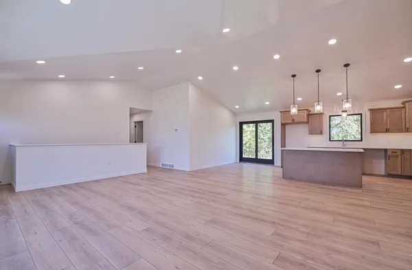 $430,000 | 101 Bernie Avenue, Hatton, ND 58240