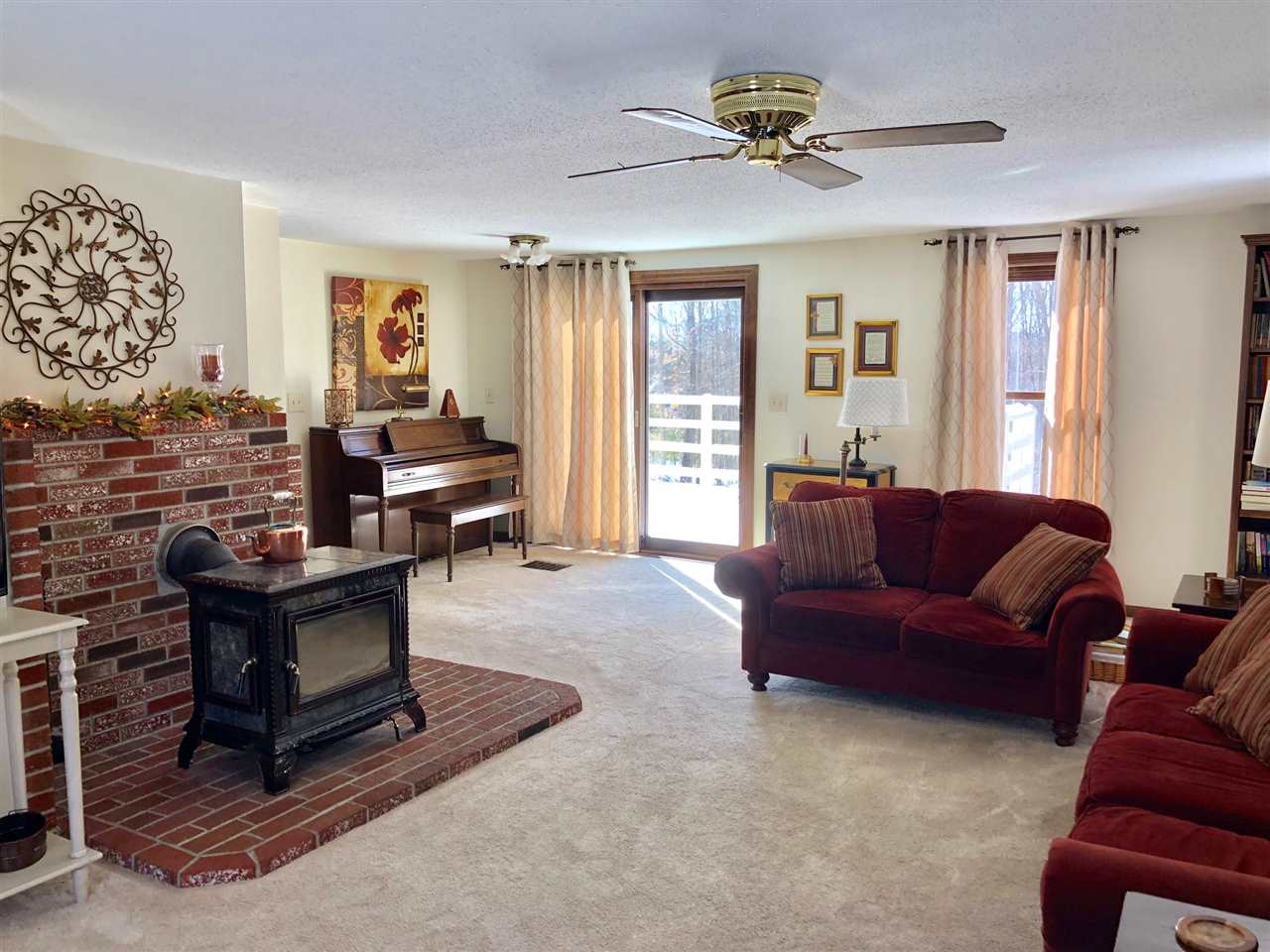 385 Deerfield Road Allenstown, NH 03275 - Photo 13 of 26 Gallery Image 13