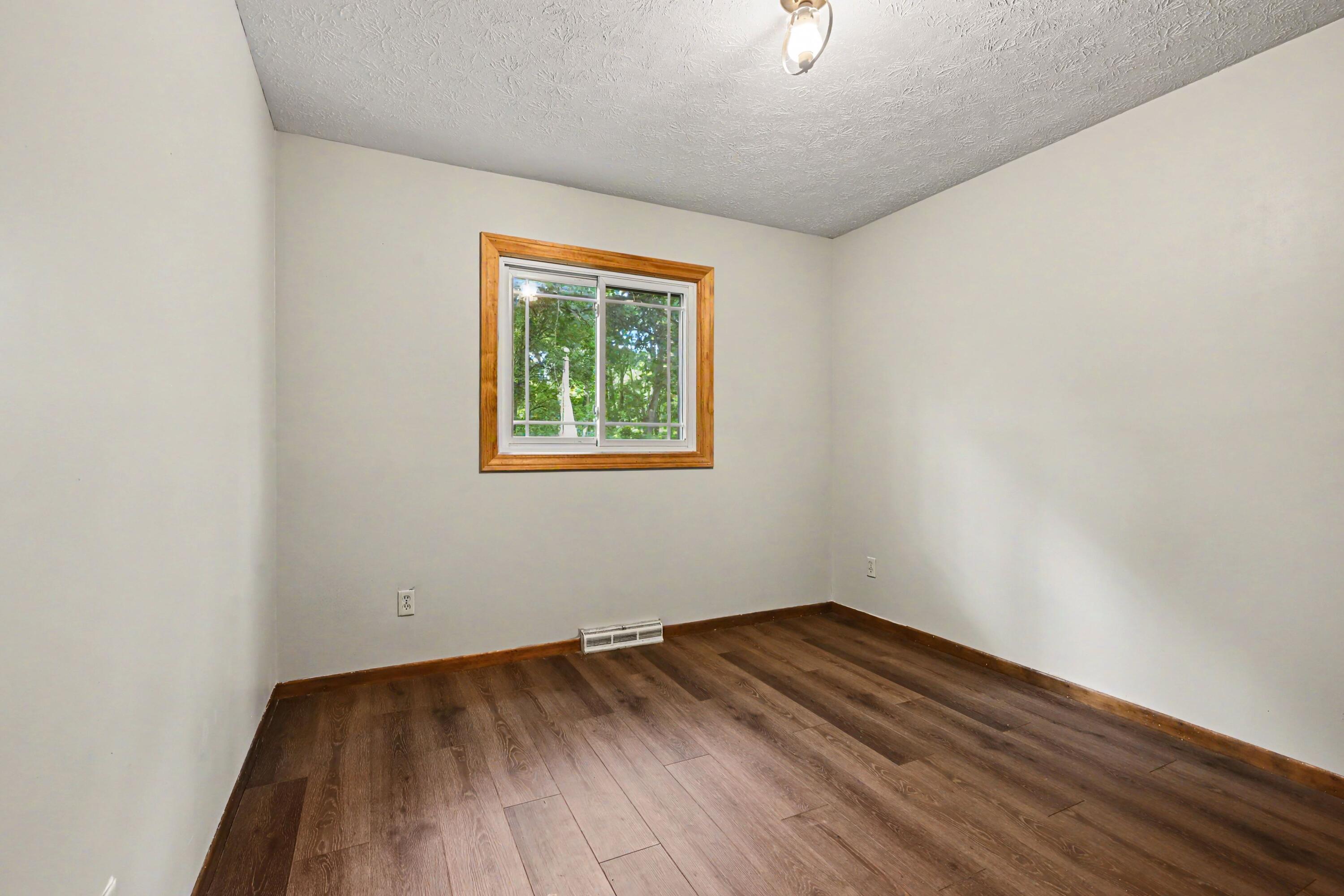 6080 Herring Road Litchfield, MI 49252 - Photo 9 of 27 015_file_7408