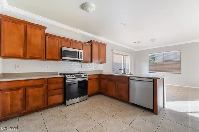 $2,495 | 9014 Salvatore Street, Las Vegas, NV 89148