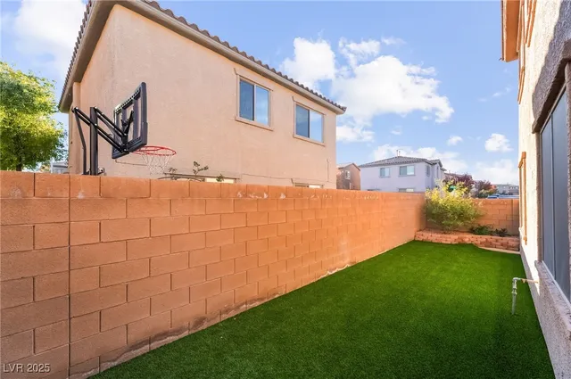 $2,495 | 9014 Salvatore Street, Las Vegas, NV 89148