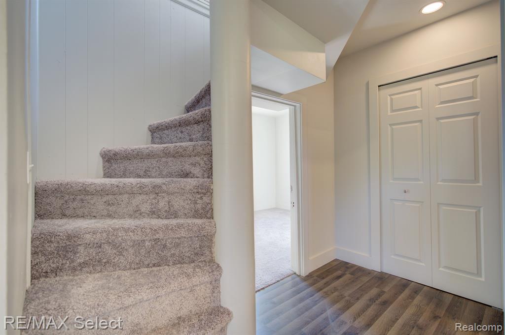 2164 South Dye Road Flint, MI 48532 - Photo 12 of 27