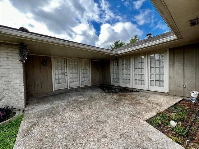 $2,600 | 713 Marlene Drive, Gretna, LA 70056