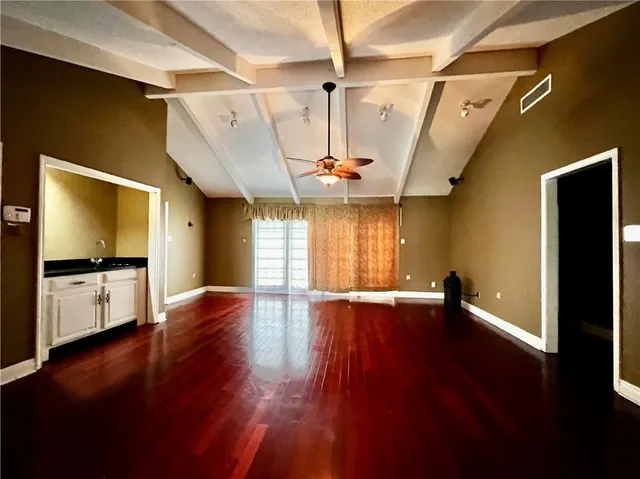 $2,600 | 713 Marlene Drive, Gretna, LA 70056