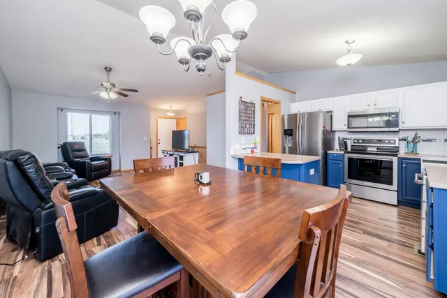 $215,000 | 714 South Gatewood Street, Valley Center, KS 67147