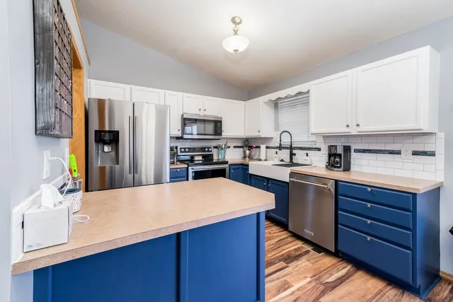 $215,000 | 714 South Gatewood Street, Valley Center, KS 67147