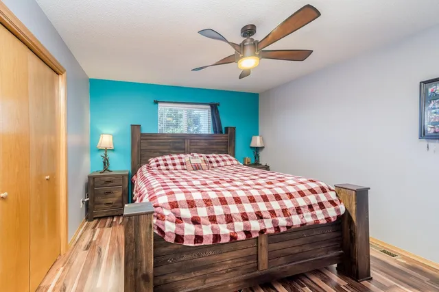 $215,000 | 714 South Gatewood Street, Valley Center, KS 67147